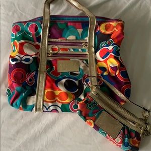 Bundle Coach poppy wristlet and purse